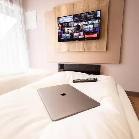 Hotel 24seven
