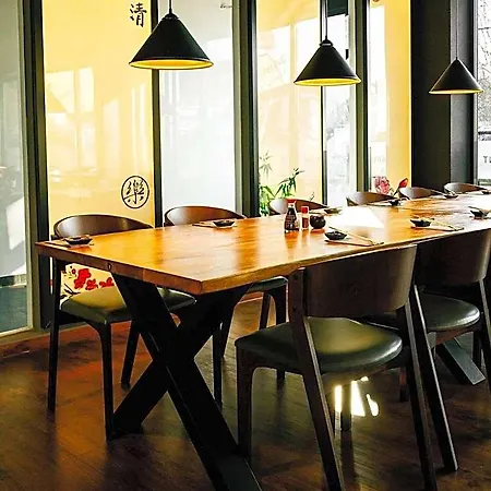 Hotel 24seven 2*